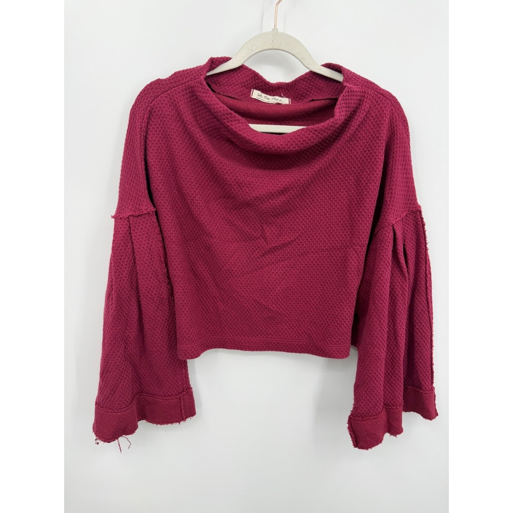 Free People We The Free bunny tee Thermal Top S‎ Berry Red Bell Sleeve Cropped
